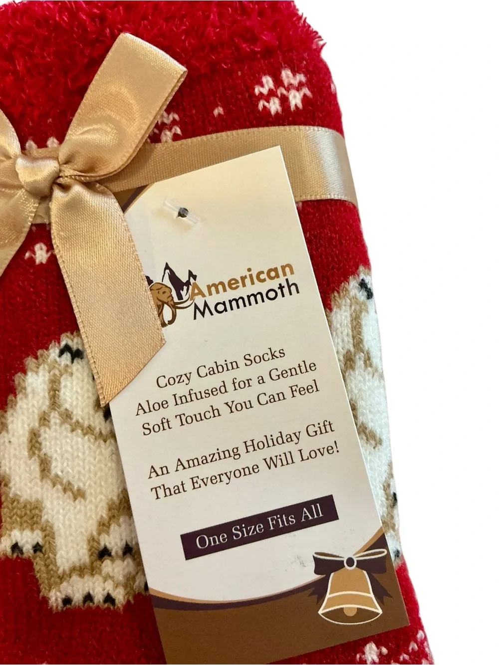 Wondershop & American Mammoth Red Holiday Cozy Crew Socks - Pack of 2